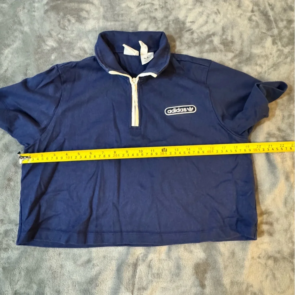 Adidas Navy Half-Zip Shirt

#1255 - Picture 2 of 8